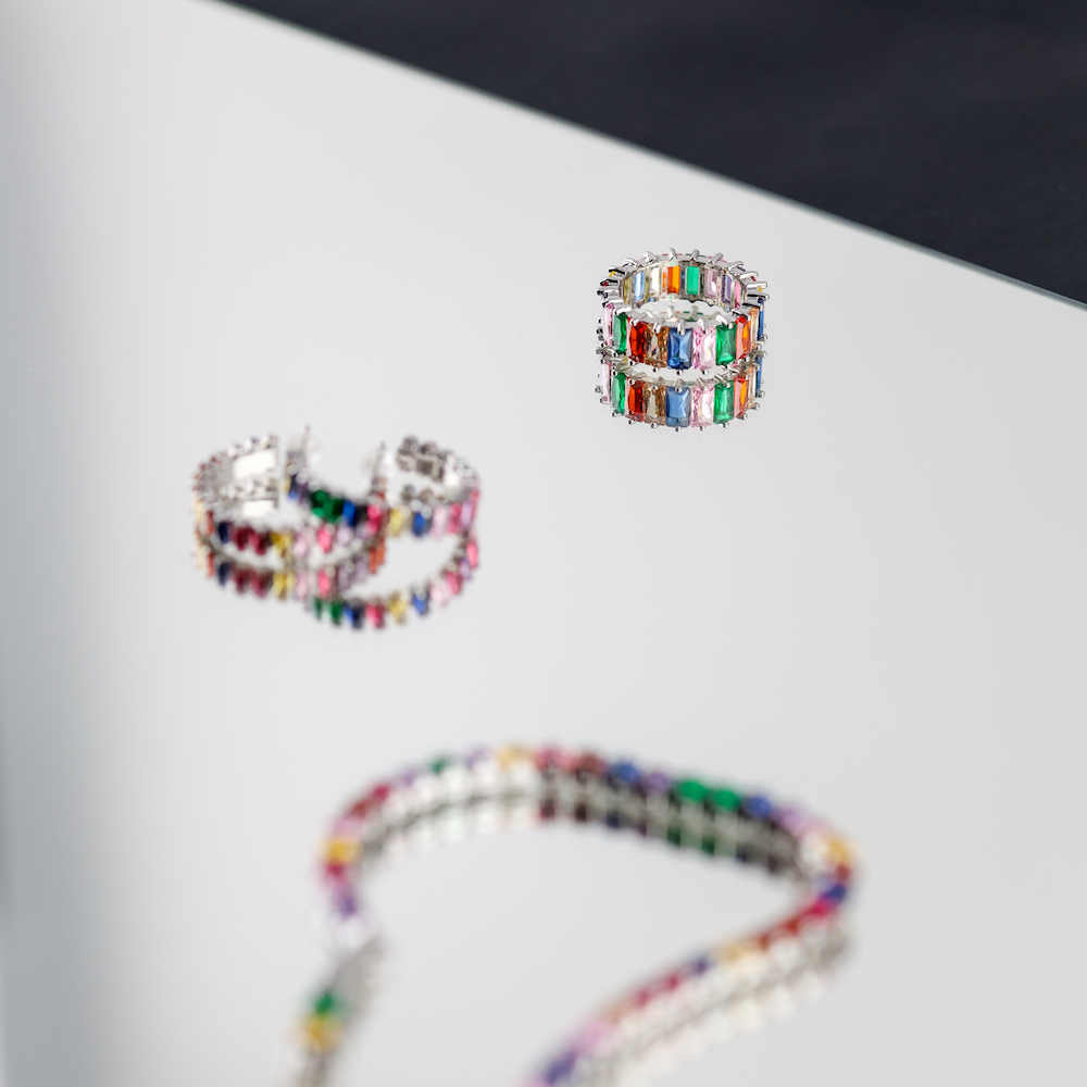 Oblong colorful Ring